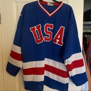 USA hockey jersey